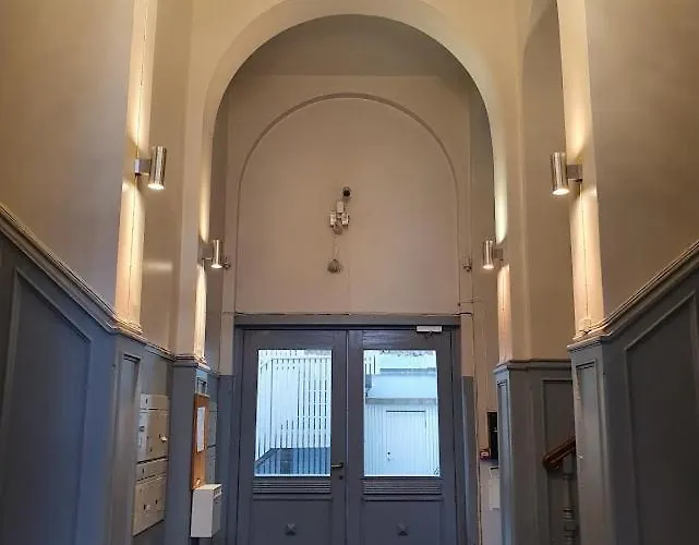 Bright And Charming From 1878 With View To The New National Museum In Lejlighed