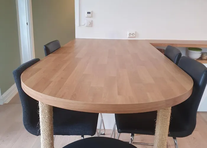 Lejlighed Bright And Charming From 1878 With View To The New National Museum In